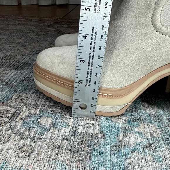 Steve Madden Lexa Cream Neutral Chunky Heeled Bootie 9 - Picture 14 of 14